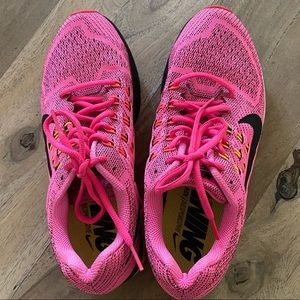 Nike Air Zoom Structure 18 